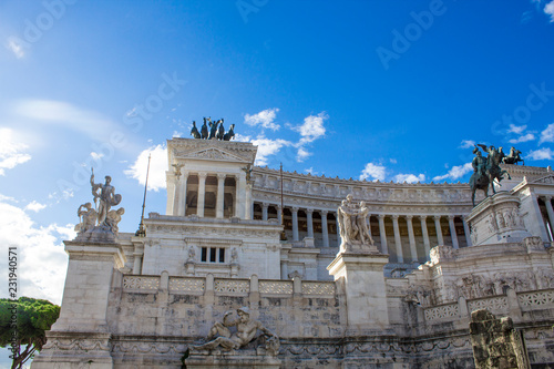 Monument to Victor Emmanuel II (Vittoriano) in Rome © ppvector