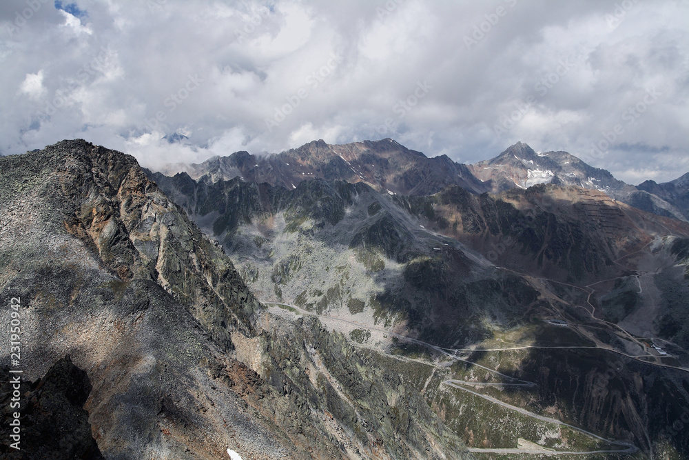 GGletscher und Berge rund um das Ötztal der Tiroler Alpen letscher und Berge rund um das Ötztal der Tiroler Alpen 