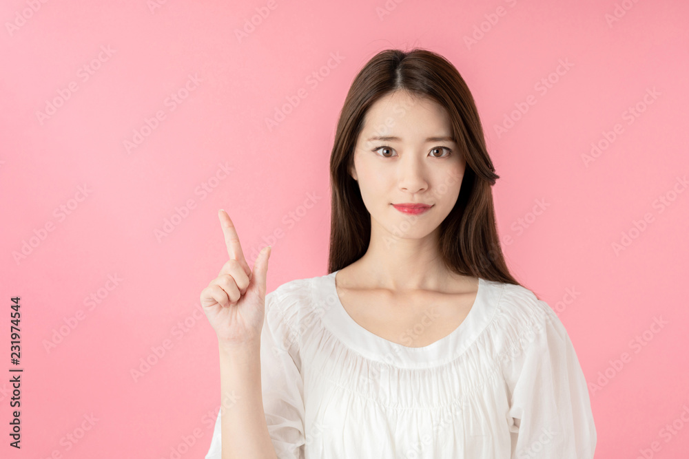 指さす女性 指さす女性