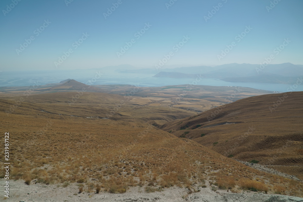 Fototapeta premium van lake in turkey mountain landscape