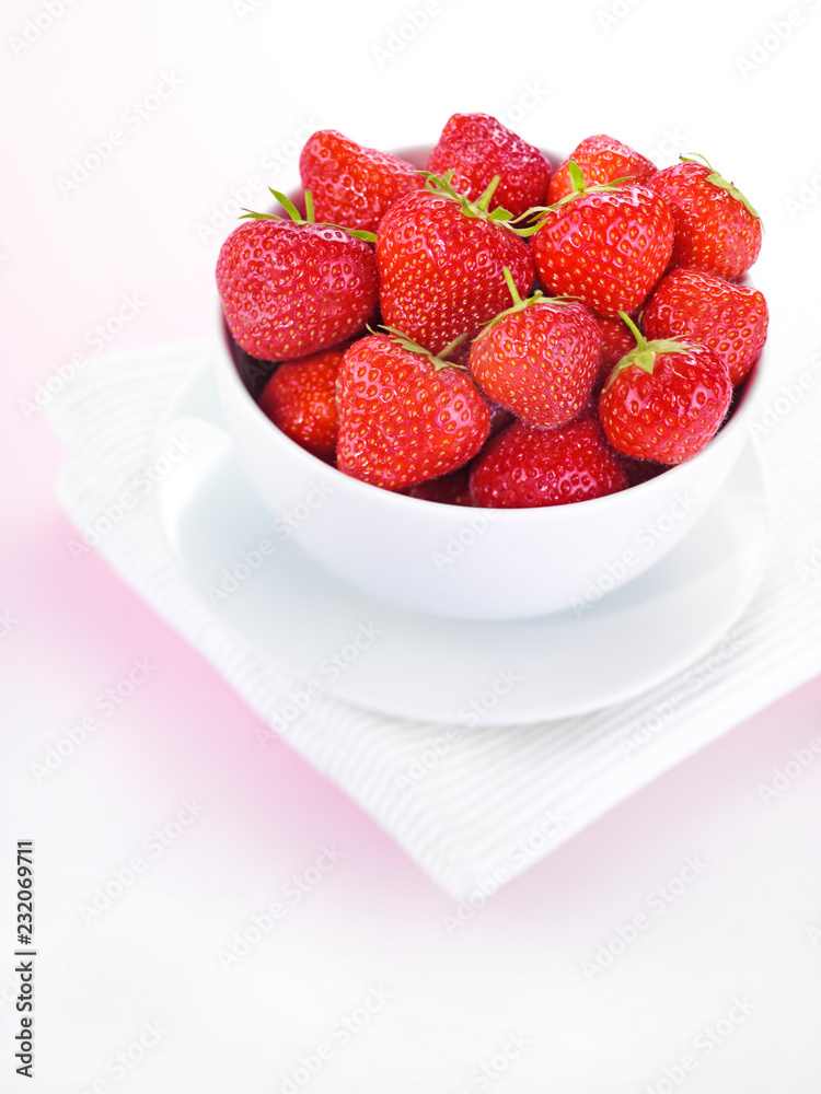 BOWL OF STRAWBERRIES