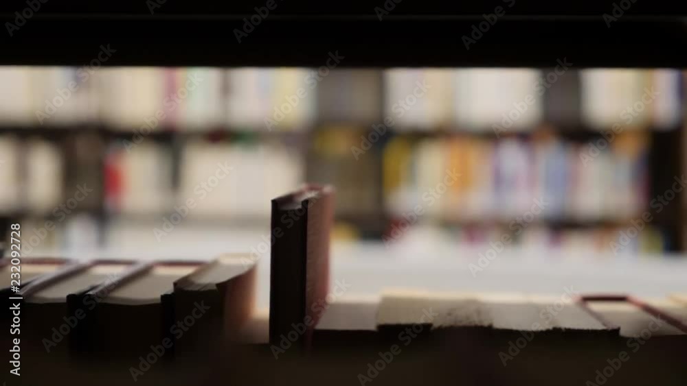 Bibliothek 6