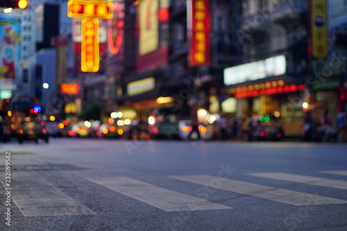 Canvas Print Cars and shops on Yaowarat road. chinatown , BANGKOK, THAILAND