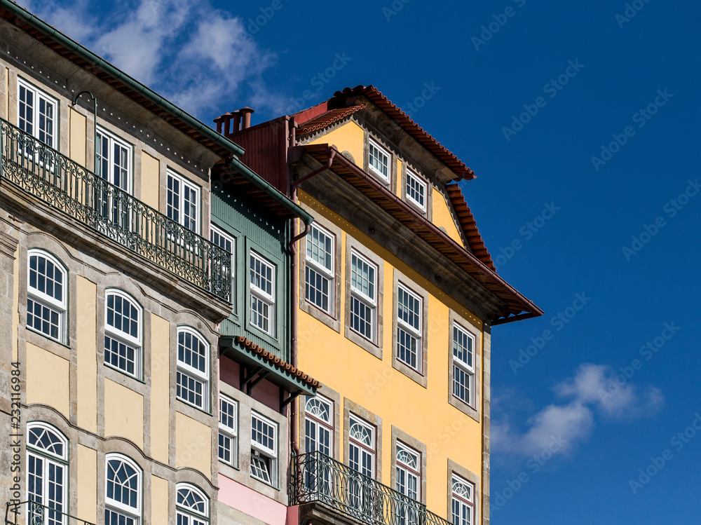 Obraz premium Close up of a window of a house. The city of Porto.