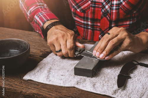 pocket knife maintenance and sharpening photo