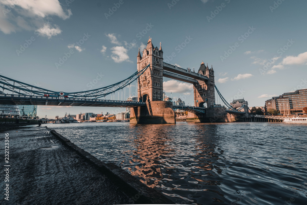 Obraz premium El puente de Tower Bridge, Londres