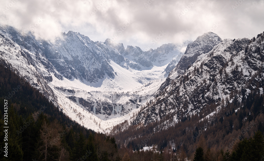 Obraz premium Mountains Alps panorama, near town Ponte di legno, italy