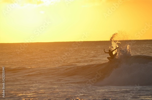 Pipeline Wave Surfer