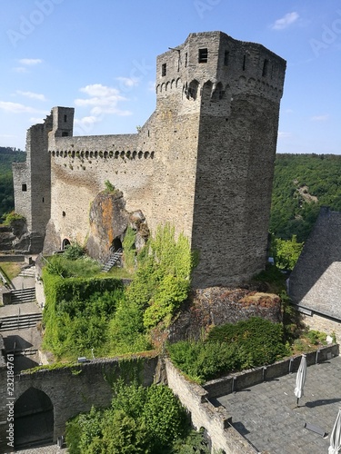 Burg Hohenstein im Taunus photo