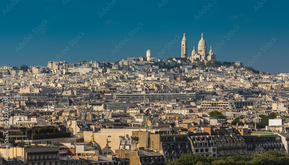 ninth district of Paris and Basilique du Sacre Coeur