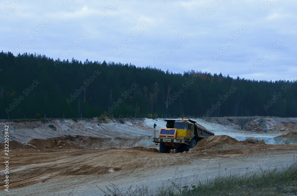 Big mining dumping truck Big mining dumping truck