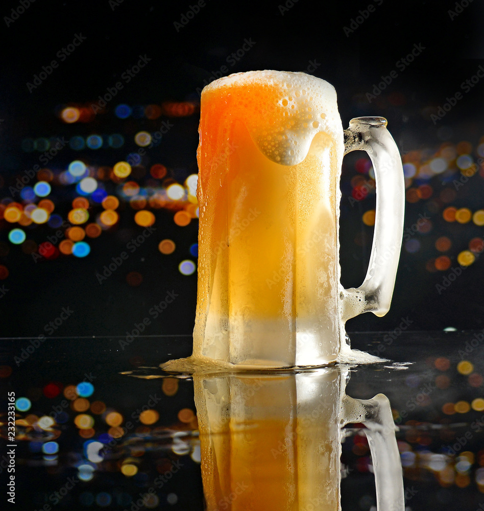 cerveza fria Stock Photo | Adobe Stock