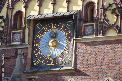 zegar ratusz rynek wrocławski photo