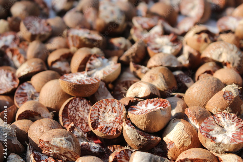 Dried figs wallpaper
