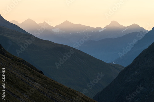Morgenlicht im Rofental, Tirol photo