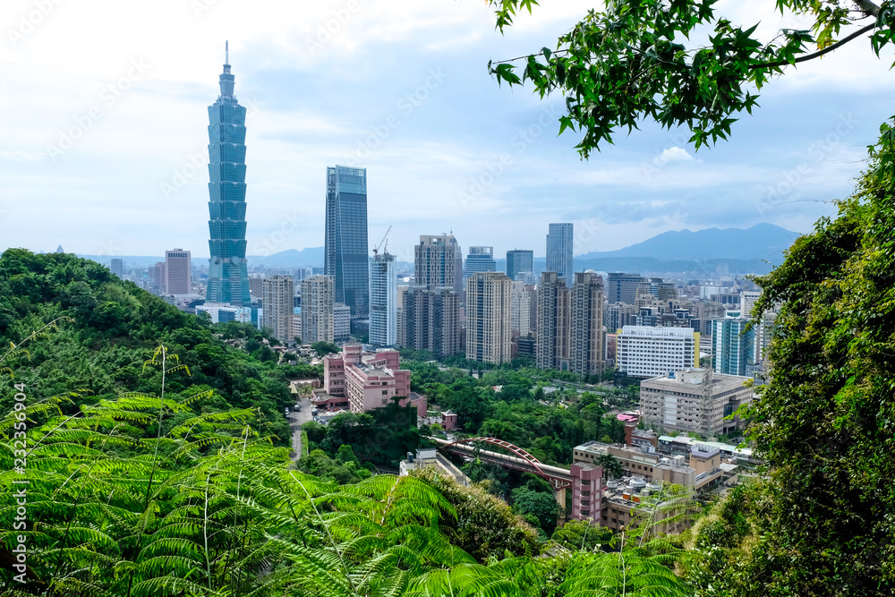 Naklejka premium View to Taipei 101 in Taiwan