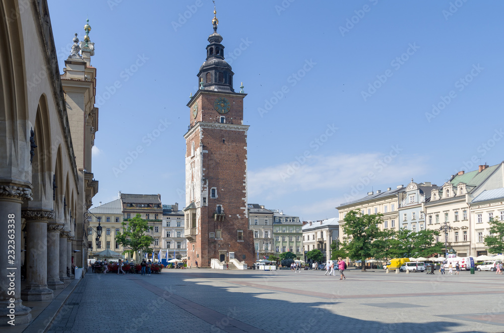 Fototapeta premium St. Mary's basilica in main square of Krakow in summer