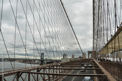 View of New York from the Brooklyn bridge © Юлия Серова