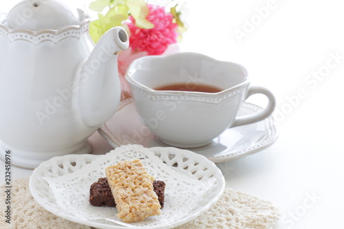 Crunchy white chocolate and Englist tea 