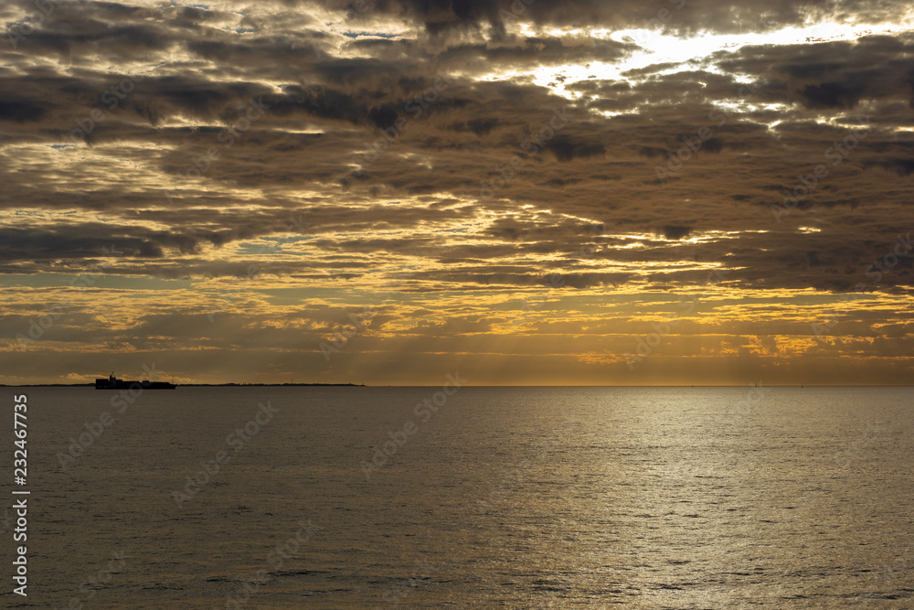 Fototapeta premium Sunset landscape of the beach