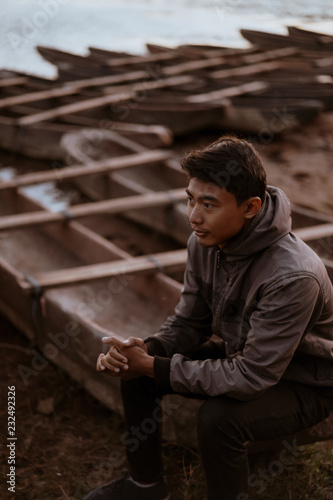 asian young man enjoying the cold morning © Odua Images