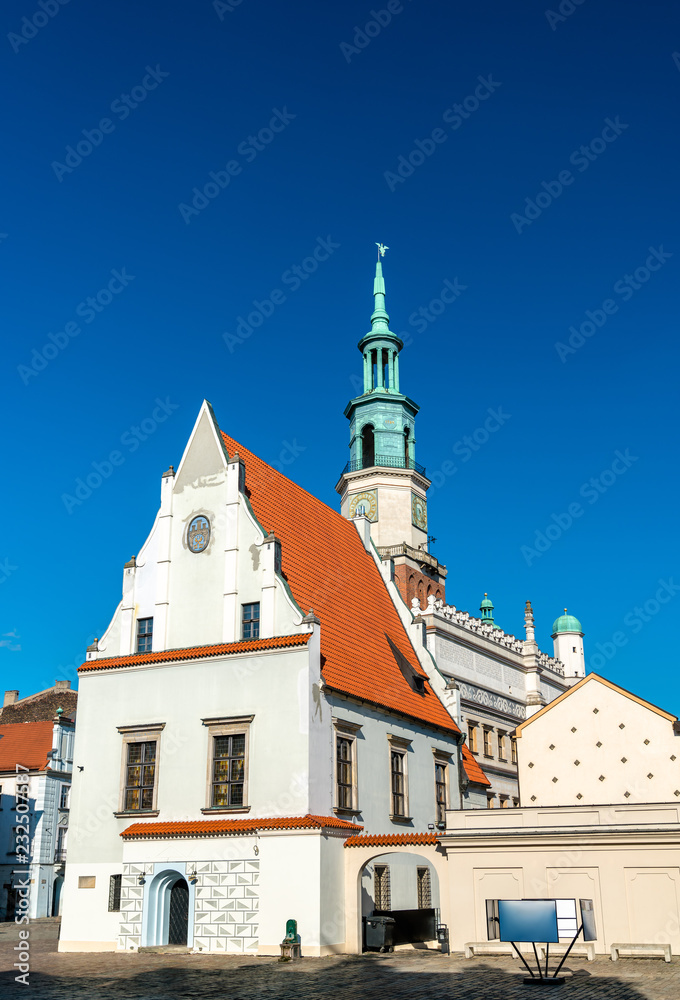Fototapeta premium Weigh house on the Old Market Square in Poznan, Poland