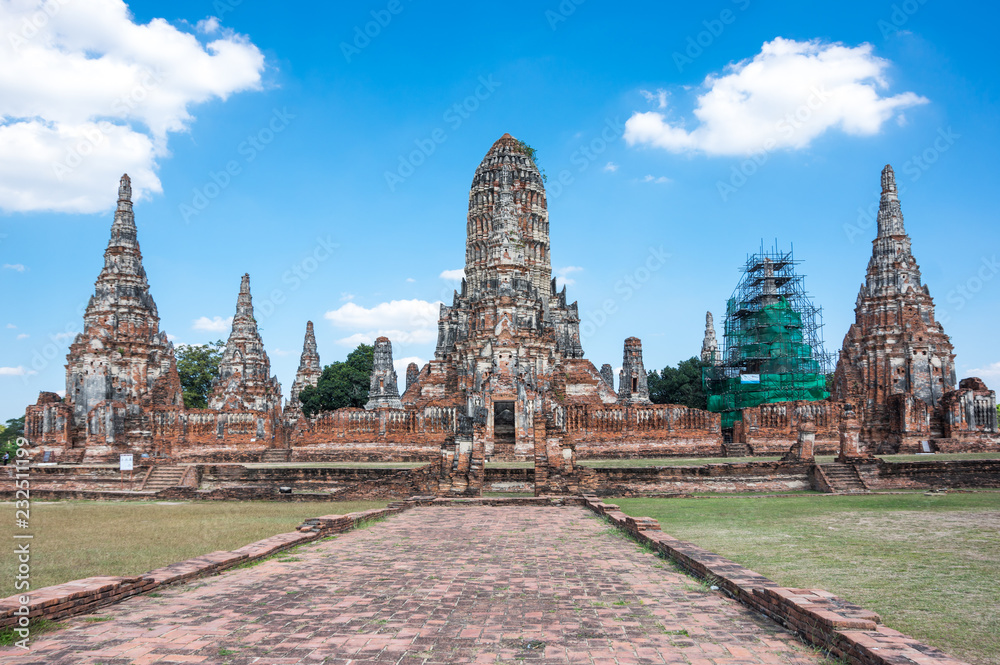 Fototapeta premium Ruins of the old city of Ayutthaya, Thailand
