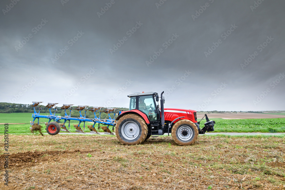 labourer avant l'arrivée de l'orage labourer avant l'arrivée de l'orage