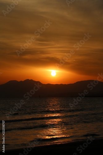 湘南の海と夕陽と時々富士山 © Koji