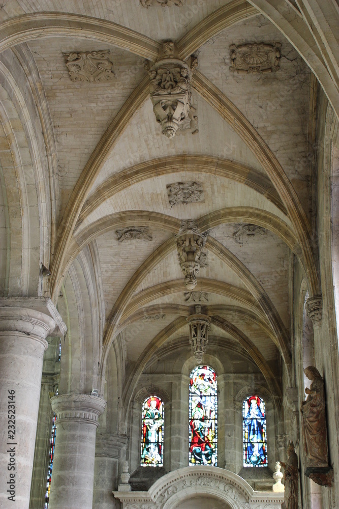 Voûte d'arrête dans l'église Saint-Nicolas de Beaumont-le-Roger