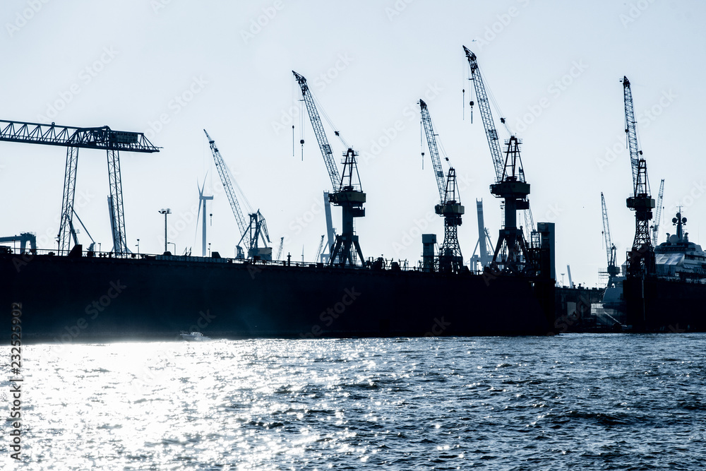 Fototapeta premium hafenkräne
