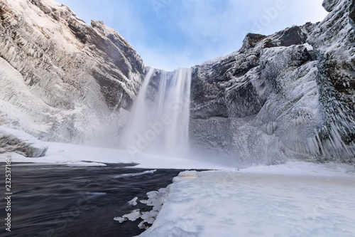 Beautiful Skogafoss waterfa...
