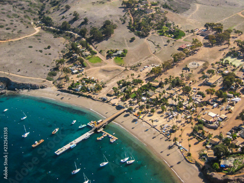two harbors catalina island pier