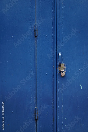 the blue door texture © Ismael