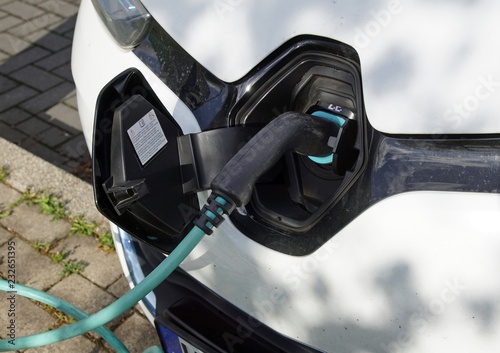 Photos Ladevorgang eines Elektoautos