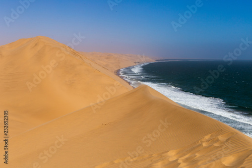 Wüste und Meer