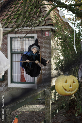 Amusing Halloween decorations in a front garden photo