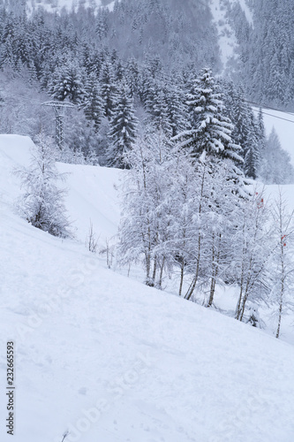 Alps in winter © Kartouchken
