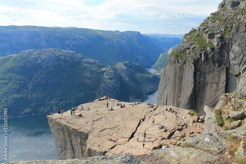 Le Preikestolen en Norvège.