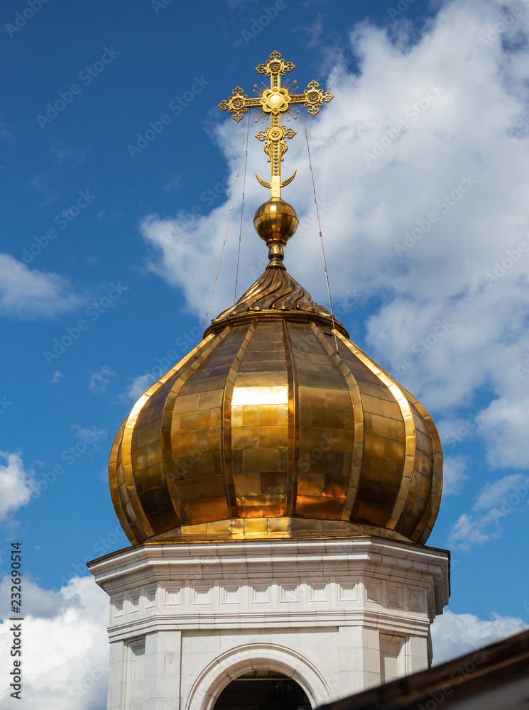 Golden dome on Cathedral of Christ the Savior in Moscow. Russia.