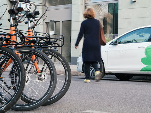 Bike Sharing Fahrräder und  Car Sharing Auto photo