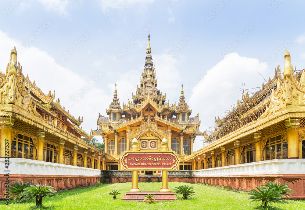 Fototapeta premium Kambawzathardi golden palace of King Bayinnaung during repair at Bago, Myanmar