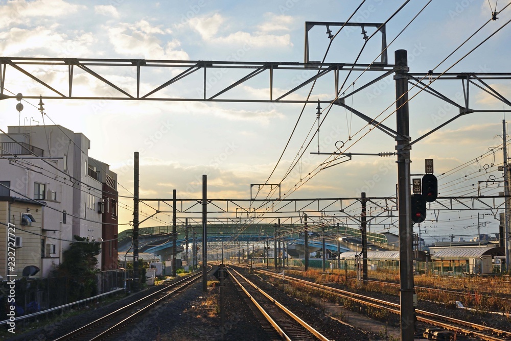 茅ヶ崎ホームから望む跨線橋
