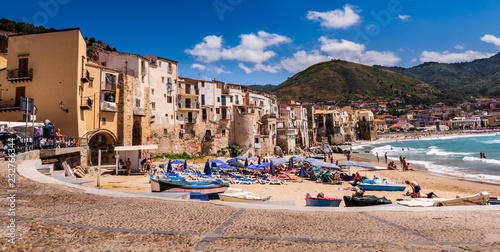 Fototapeta Naklejka Na Ścianę i Meble -  view of the sicicy Cefalù beach