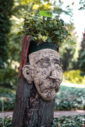 creepy garden mask