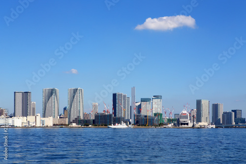 東京港の沿岸風景