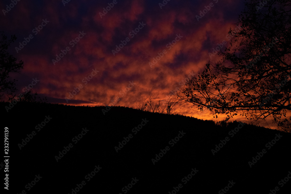 Sonnenuntergang im Herbst Sonnenuntergang im Herbst