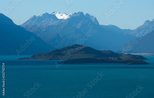 An island on the Lake Wakatipu between Queenstown and Glenorchy in New Zealand © Tomas