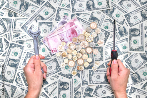 Plakat Manipulated currencies