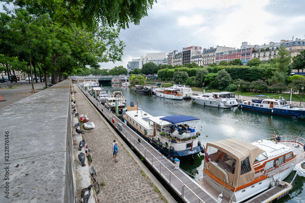 Naklejka premium Paris - Bassin de l'Arsenal